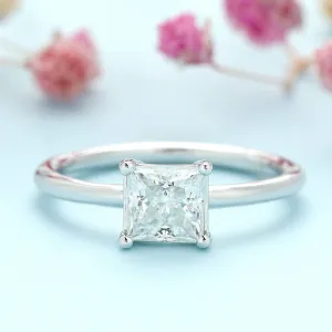 1.0 Ct Princess Cut Diamond Solitaire Engagement Ring