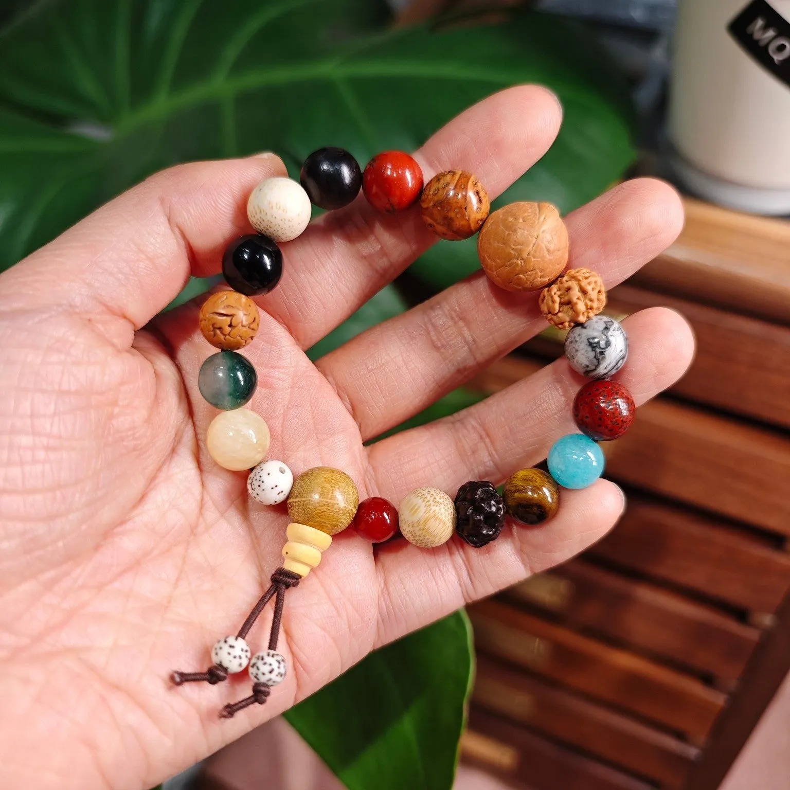 18 Beads Buddhist Bracelet - Retro Design, Unisex, Handmade Craftsmanship