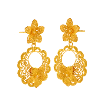 22k Gold Earrings With Floral Design And Intricate Craftsmanship