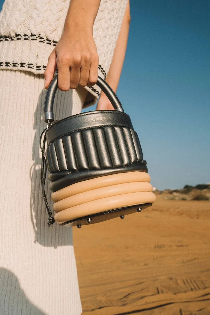 BUCKET BAG -  Silver Tan