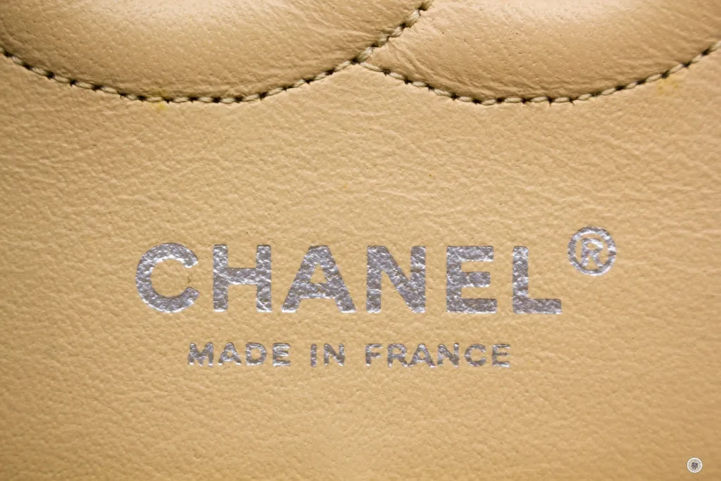 Chanel A01112 Medium Classic Double Flap Beige Caviar 25.5CM Shoulder Bags Shw
