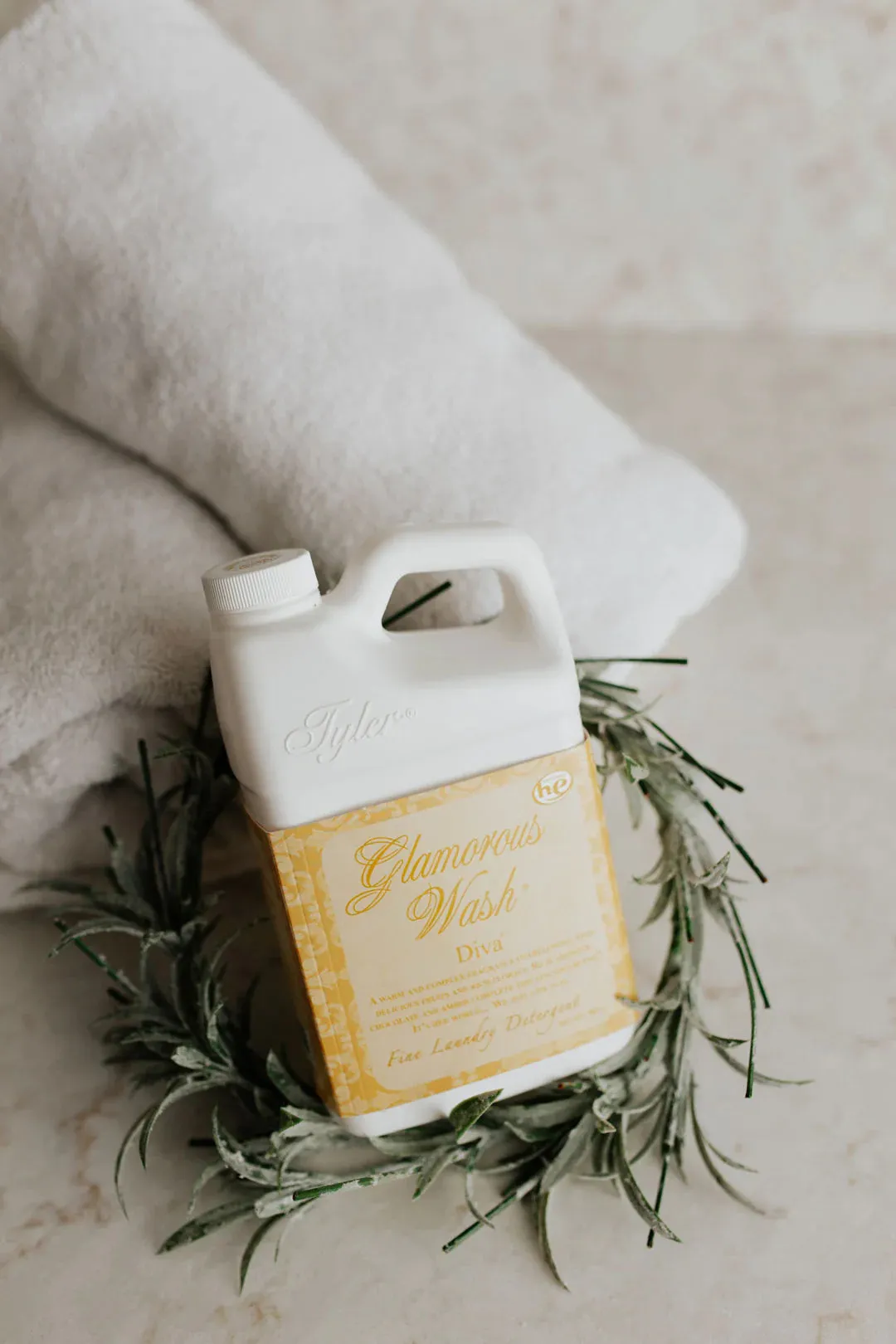 Glamorous Wash Diva - 127 oz