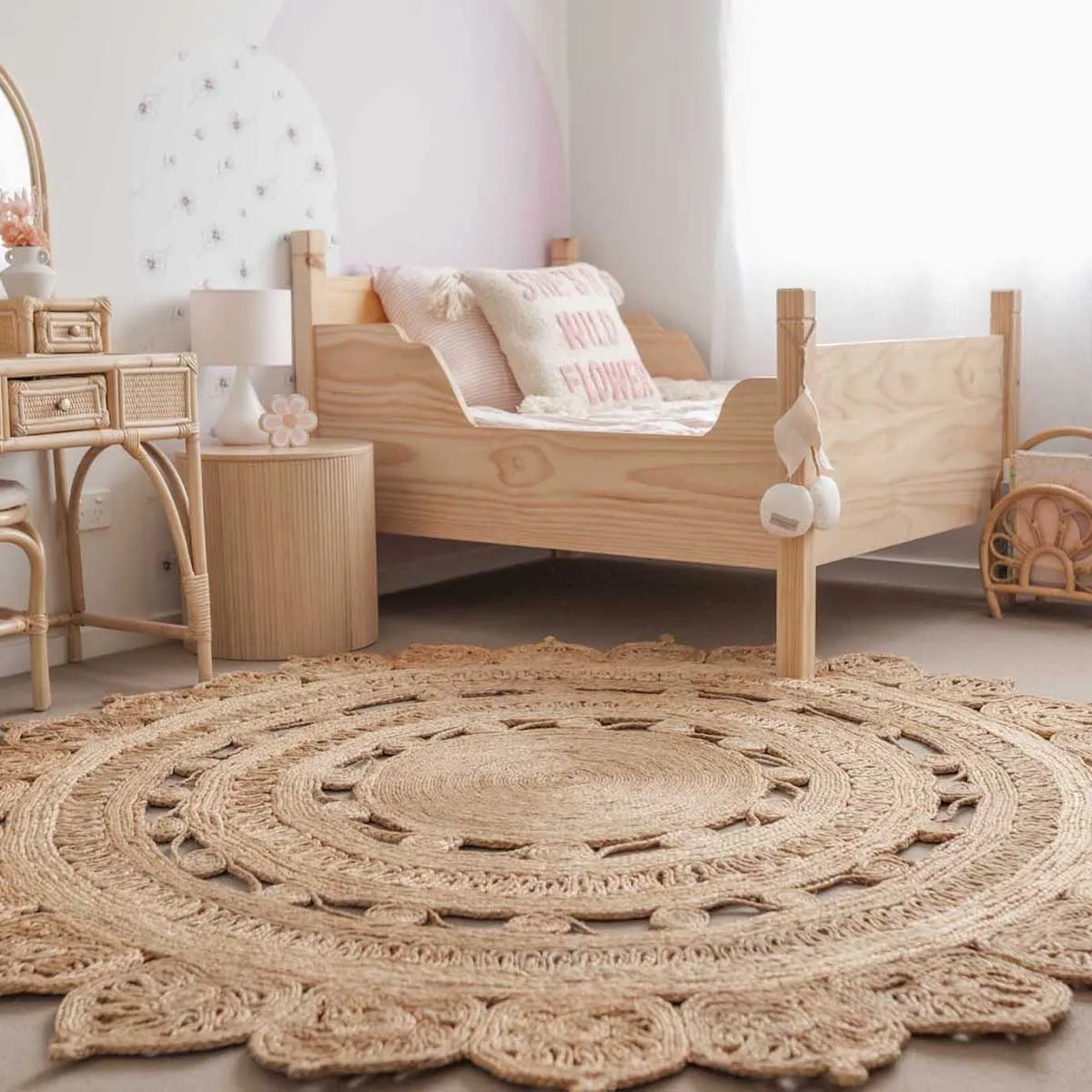 Jayde Round Jute Rug