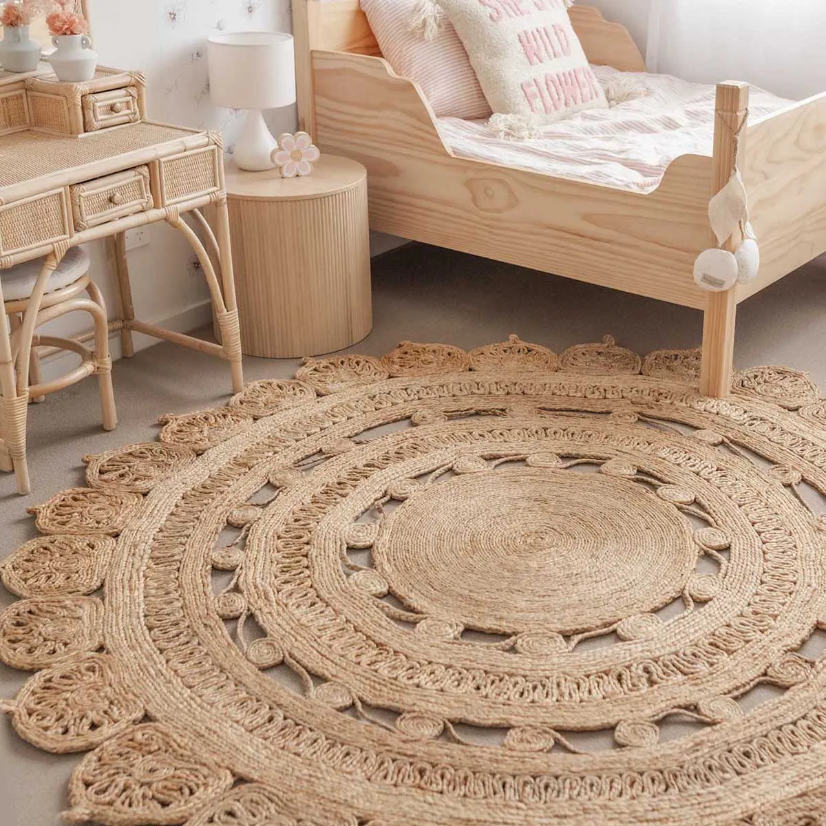 Jayde Round Jute Rug