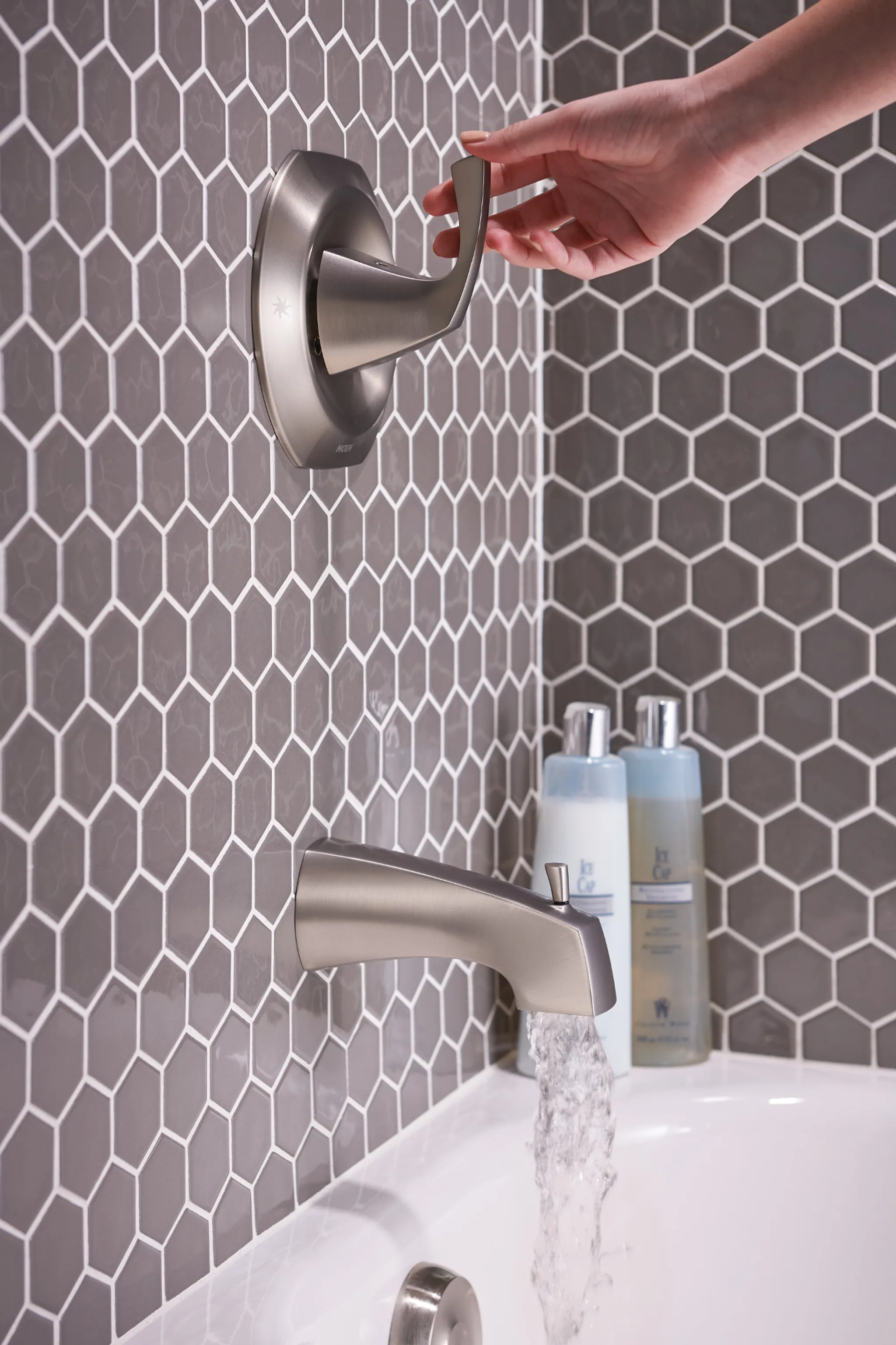 Lindor Posi-Temp(r) Tub/Shower