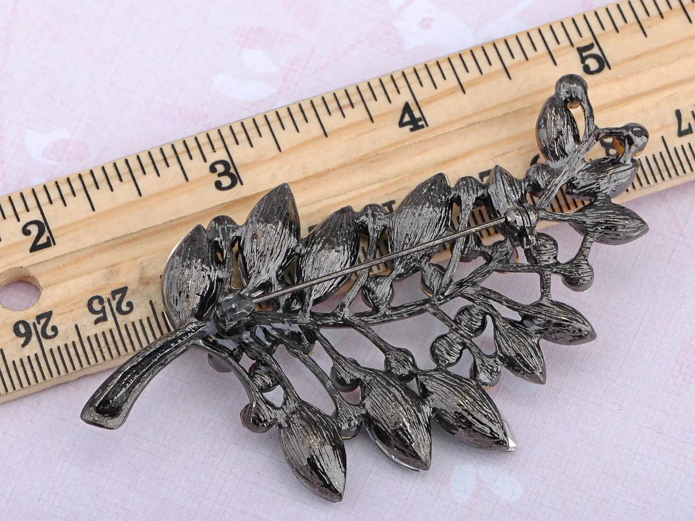 Merry Christmas Holly Leaf Branch Jewelry Pin Brooch