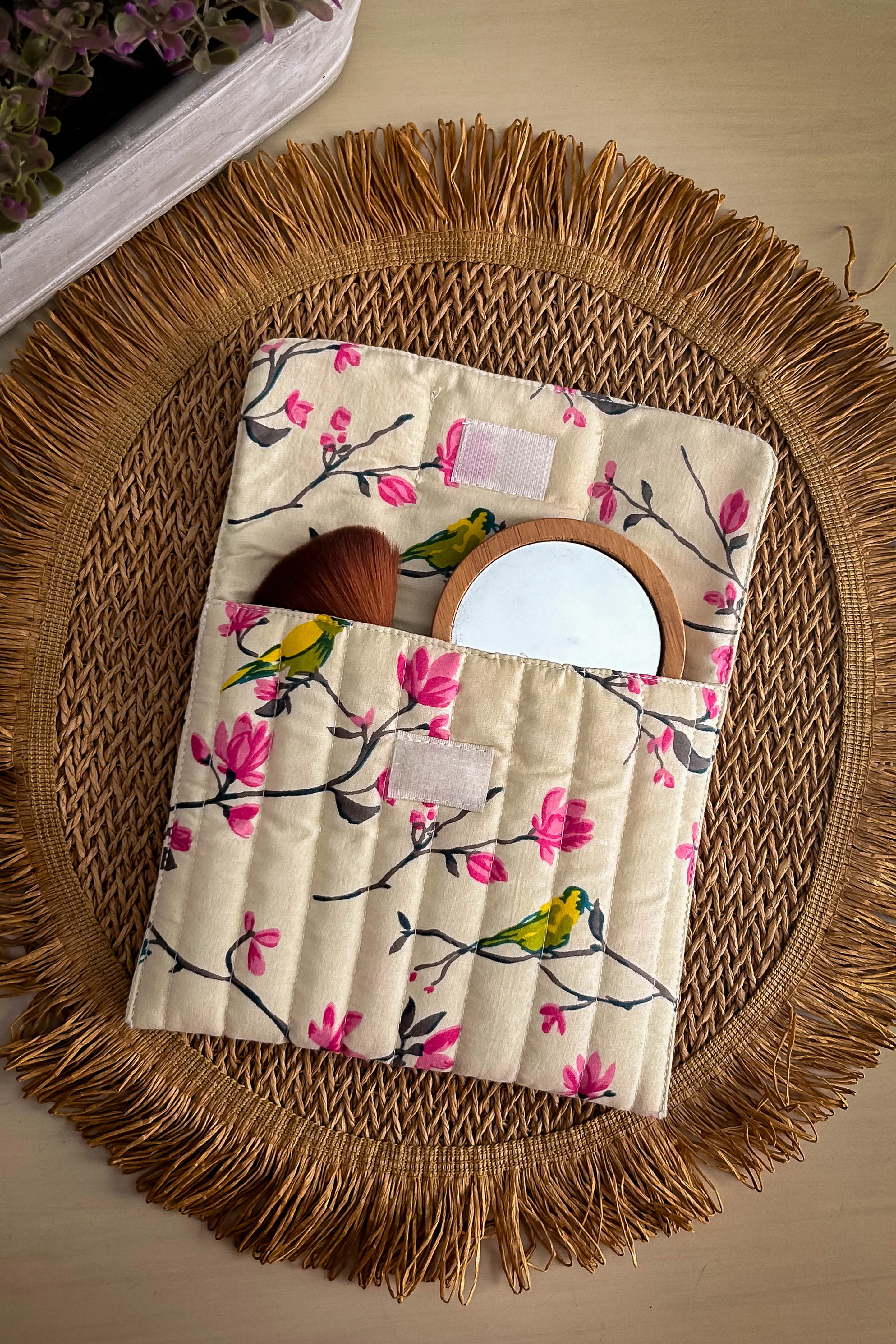 Petals Travel Pair