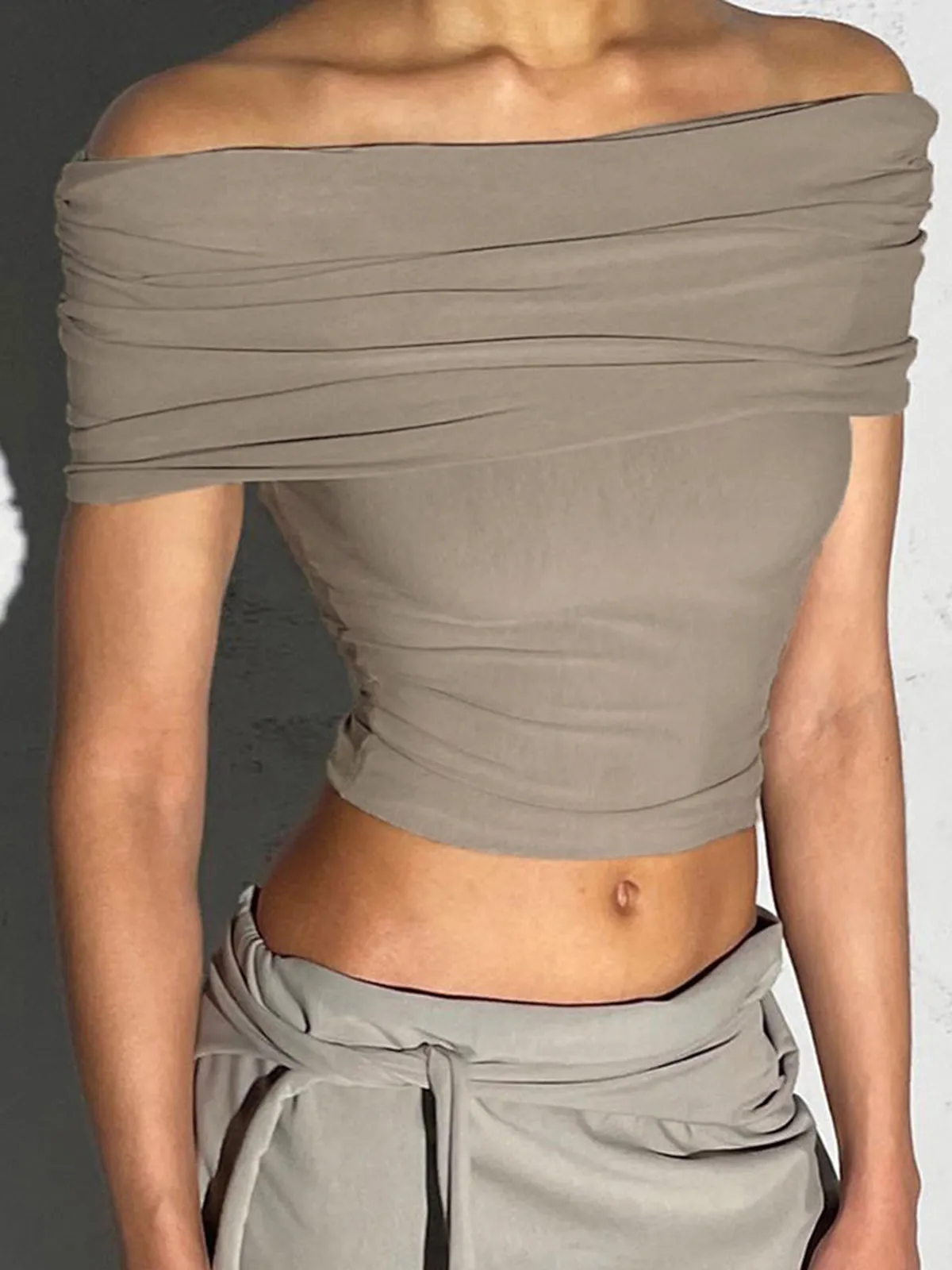 Plain Ruched Graceful Short Top