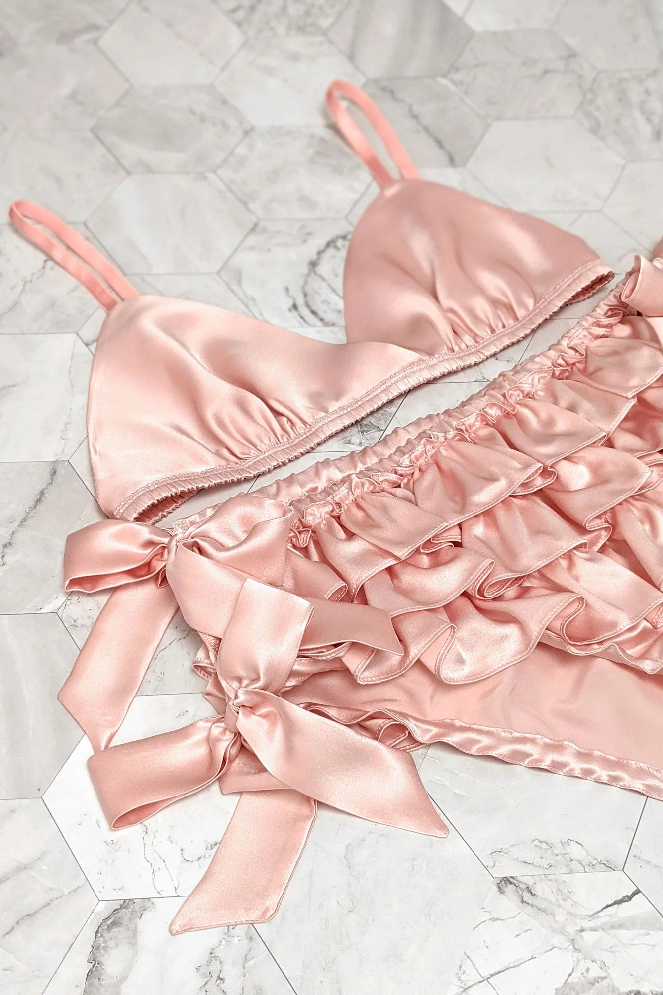 Silk ruffled panties