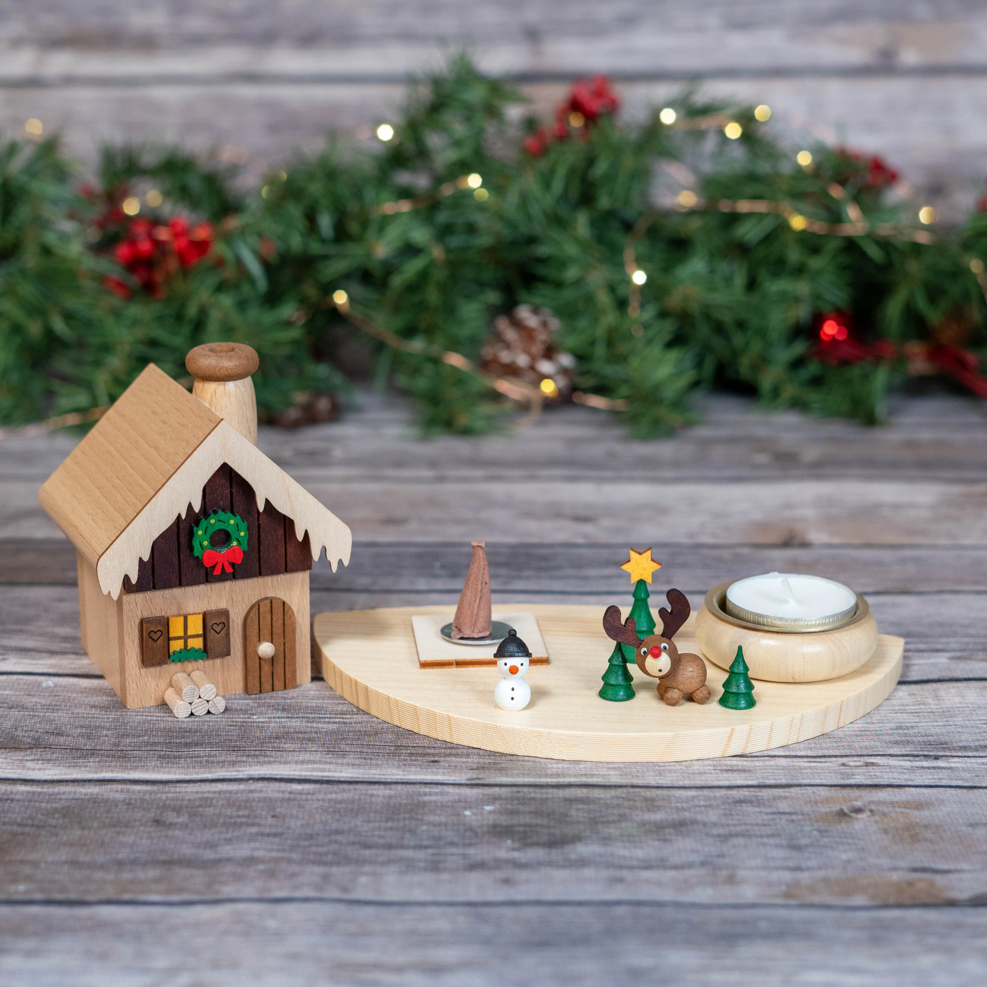 Smoker-Christmas Icicle House w/ Tea Light