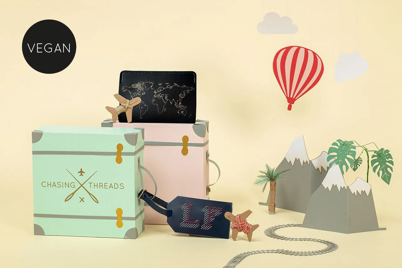 Stitch Passport & Luggage Tag Set - Black