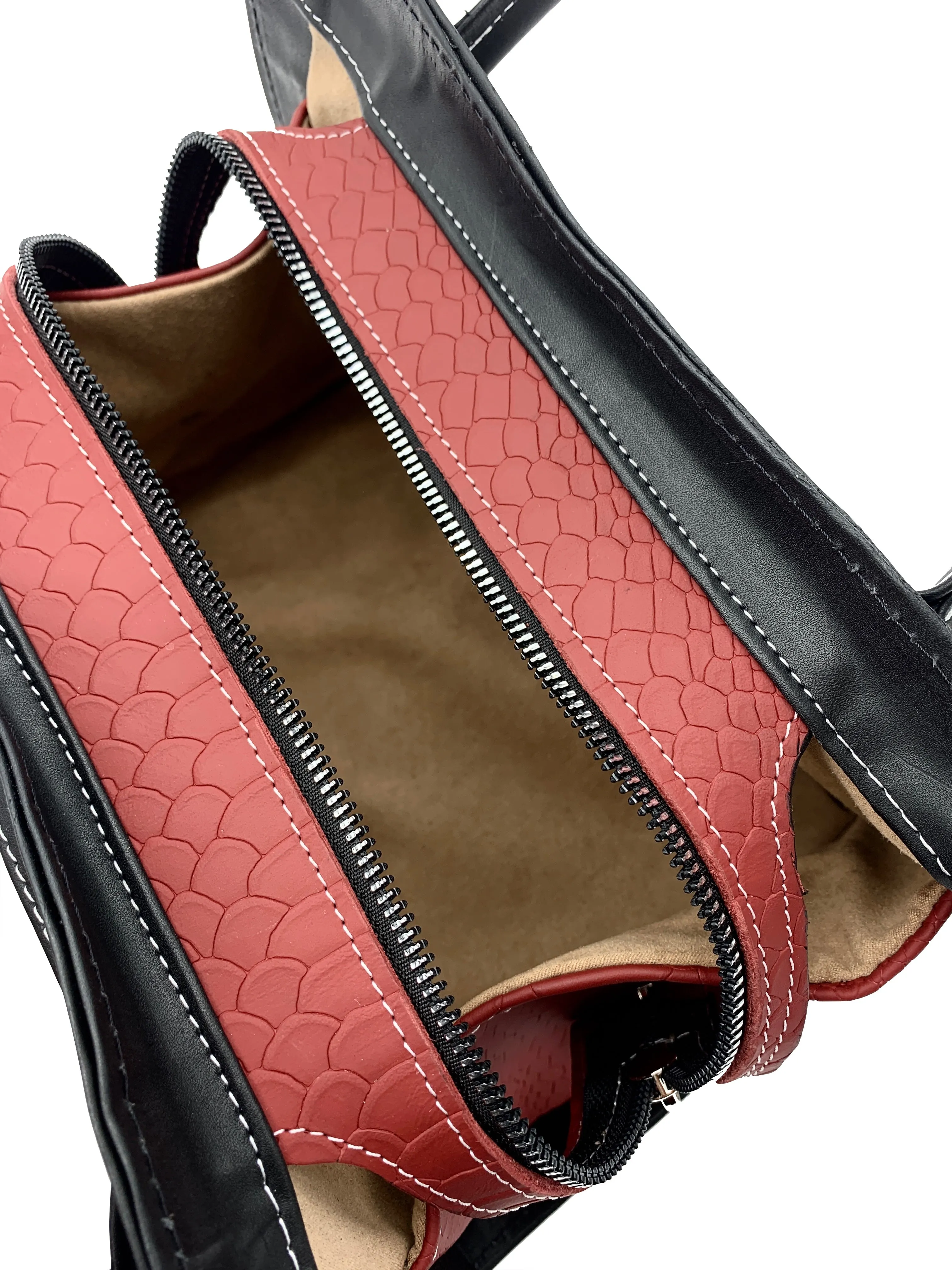 TESTALEONE handbag