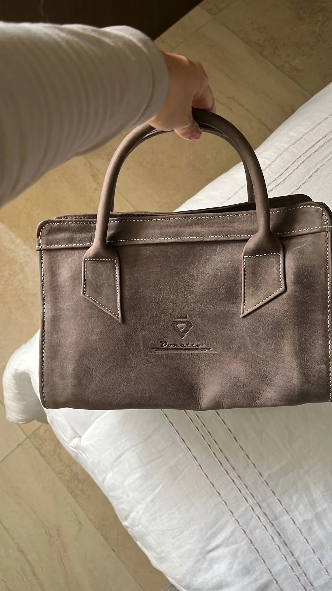 TESTALEONE handbag