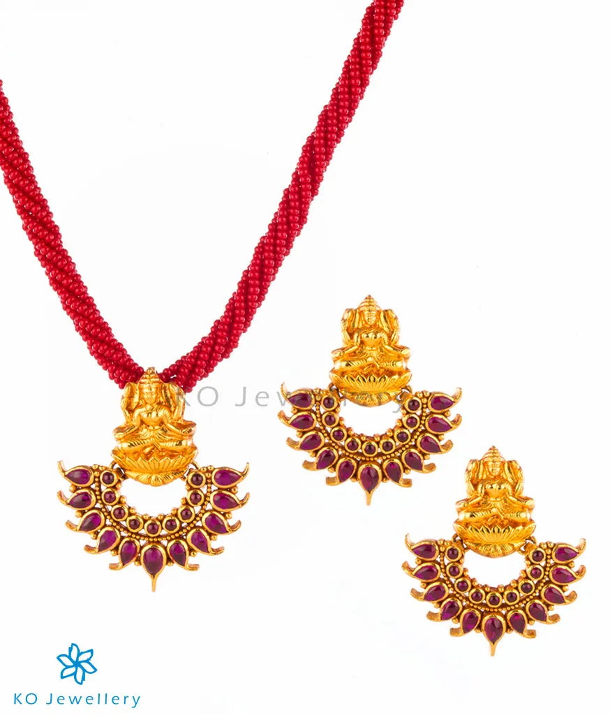 The Shreeja Silver Kempu Pendant Set